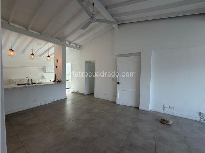 Apartamento de 3 alcobas en arriendo en Las Acacias, Medellín, 92 m² · foto 3 de 12