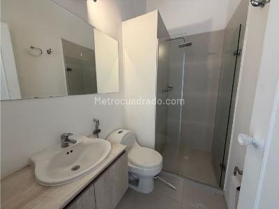 Apartamento de 3 alcobas en arriendo en Las Acacias, Medellín, 92 m² · foto 7 de 12