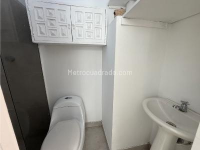 Apartamento de 3 alcobas en arriendo en Las Acacias, Medellín, 92 m² · foto 8 de 12