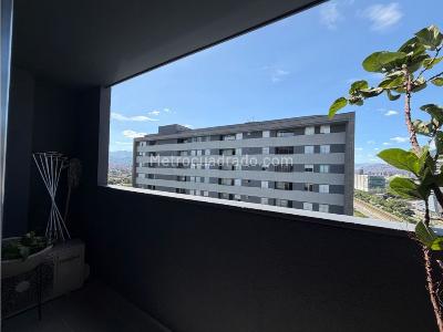 Apartamento en arriendo en Guayabal, Medellín · foto 3 de 11