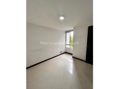 Apartamento en venta en Los Colores, Medellín · foto 4 de 20