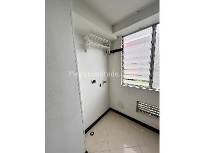 Apartamento en venta en Los Colores, Medellín · foto 6 de 20