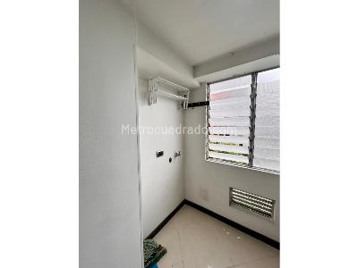 Apartamento en venta en Los Colores, Medellín · foto 9 de 20