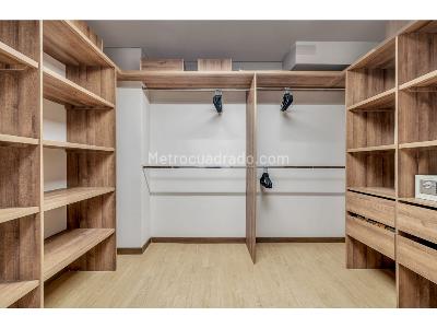 Apartamento en venta en Envigado, Envigado · foto 8 de 17