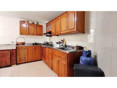 Apartamento de 5 alcobas en venta en Laureles, Medellín, 153 m² · foto 3 de 9
