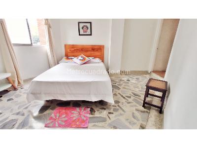 Apartamento de 5 alcobas en venta en Laureles, Medellín, 153 m² · foto 6 de 9