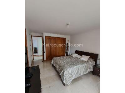 Apartamento de 4 alcobas en venta en Laureles, Medellín, 139 m² · foto 5 de 14