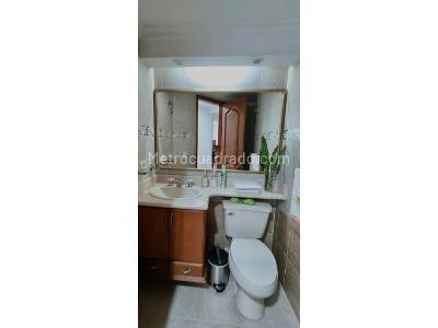 Apartamento de 4 alcobas en venta en Laureles, Medellín, 139 m² · foto 6 de 14