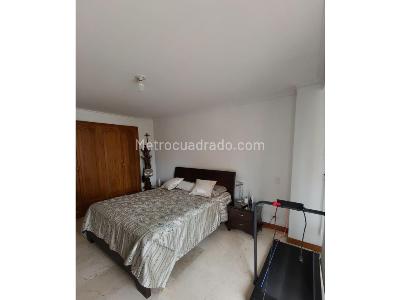 Apartamento de 4 alcobas en venta en Laureles, Medellín, 139 m² · foto 8 de 14