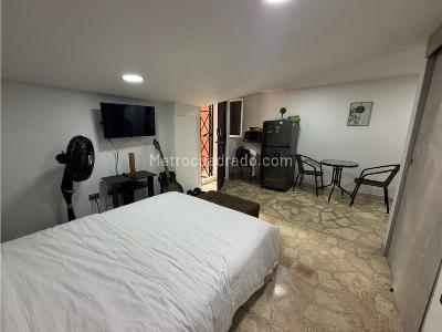 Apartaestudio en venta en Laureles, Medellín, 32 m² · foto 3 de 5