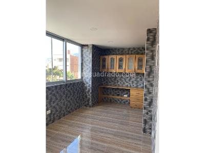 Apartamento de 3 alcobas en venta en Laureles, Medellín, 100 m² · foto 3 de 20