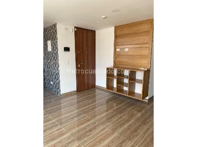 Apartamento de 3 alcobas en venta en Laureles, Medellín, 100 m² · foto 4 de 20