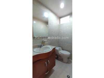 Apartamento en venta en Laureles, Medellín · foto 7 de 12