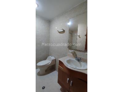 Apartamento en venta en Laureles, Medellín · foto 9 de 12