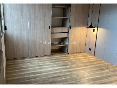 Apartamento de 3 alcobas en venta en Loma De Los Bernal, Medellín, 99 m² · foto 14 de 20
