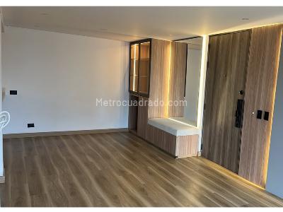 Apartamento de 3 alcobas en venta en Loma De Los Bernal, Medellín, 99 m² · foto 4 de 20