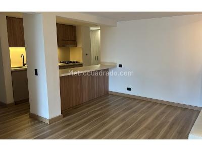 Apartamento de 3 alcobas en venta en Loma De Los Bernal, Medellín, 99 m² · foto 5 de 20