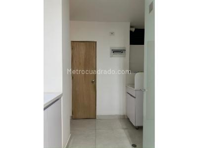 Casa de 3 alcobas en arriendo en El Esmeraldal, Envigado, 223 m² · foto 4 de 20