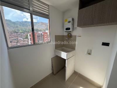 Apartamento de 3 alcobas en venta en Bello, Bello, 50 m² · foto 2 de 7