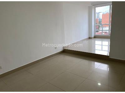 Apartamento de 3 alcobas en arriendo en Bolivariana, Medellín, 87 m² · foto 6 de 18