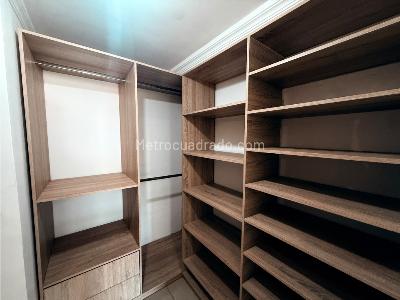 Apartamento de 3 alcobas en arriendo en Bolivariana, Medellín, 87 m² · foto 12 de 18