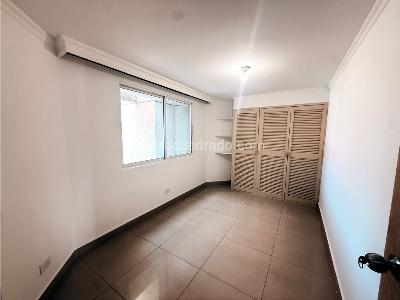 Apartamento de 3 alcobas en arriendo en Bolivariana, Medellín, 87 m² · foto 13 de 18