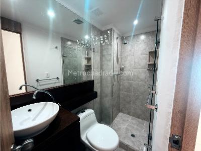 Apartamento de 3 alcobas en arriendo en Bolivariana, Medellín, 87 m² · foto 15 de 18