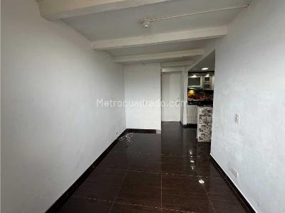 Apartamento en venta en Robledo, Medellín · foto 3 de 9