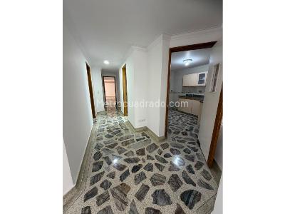 Apartamento de 3 alcobas en arriendo en La Castellana, Medellín, 130 m² · foto 11 de 18