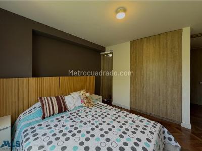 Apartamento de 2 alcobas en venta en El Poblado, Medellín, 137 m² · foto 6 de 20