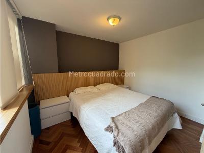 Apartamento de 2 alcobas en venta en El Poblado, Medellín, 137 m² · foto 13 de 20