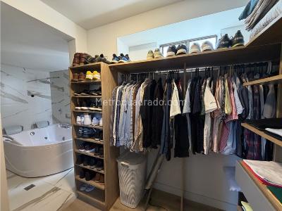 Apartamento de 2 alcobas en venta en El Poblado, Medellín, 137 m² · foto 15 de 20