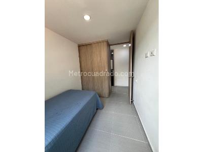 Apartamento en arriendo en La Castellana, Medellín · foto 9 de 16