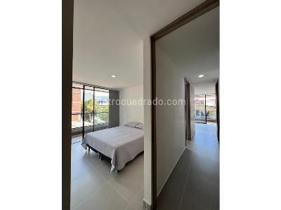 Apartamento en arriendo en La Castellana, Medellín · foto 11 de 16
