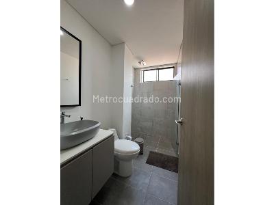 Apartamento en arriendo en La Castellana, Medellín · foto 14 de 16