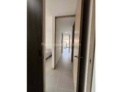 Apartamento en arriendo en La Castellana, Medellín · foto 15 de 16