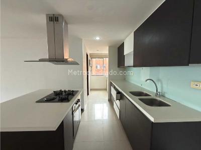 Apartamento en venta en Las Brujas, Envigado · foto 2 de 16