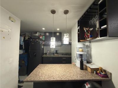 Apartaestudio en venta en Calasanz, Medellín, 39 m² · foto 5 de 6