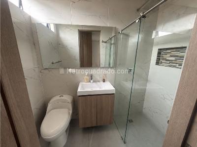 Apartamento de 2 alcobas en arriendo en El Velodromo, Medellín, 45 m² · foto 4 de 7