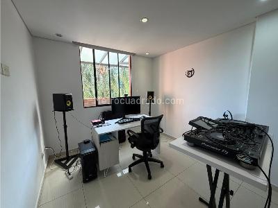Apartamento en venta en El Poblado, Medellín · foto 20 de 20