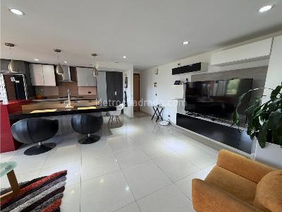 Apartamento en venta en El Poblado, Medellín · foto 8 de 20