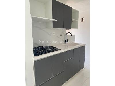 Apartamento en venta en Robledo, Medellín · foto 3 de 19
