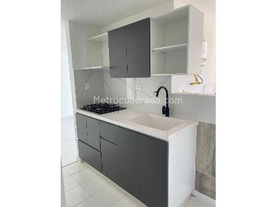 Apartamento en venta en Robledo, Medellín · foto 4 de 19