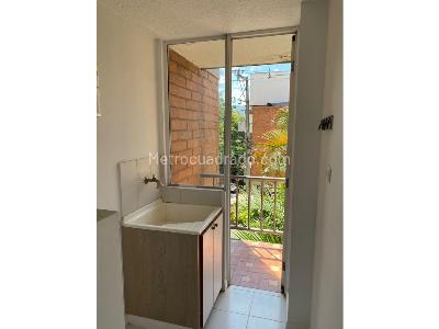 Apartamento en venta en Robledo, Medellín · foto 7 de 19
