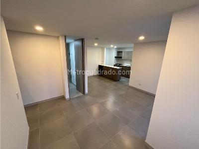 Apartamento en venta en El Poblado, Medellín · foto 5 de 14