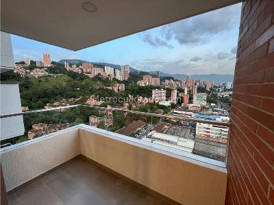 Apartamento en venta en El Poblado, Medellín · foto 6 de 14