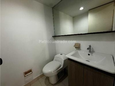 Apartamento de 4 alcobas en venta en Patio Bonito, Medellín, 130 m² · foto 8 de 12