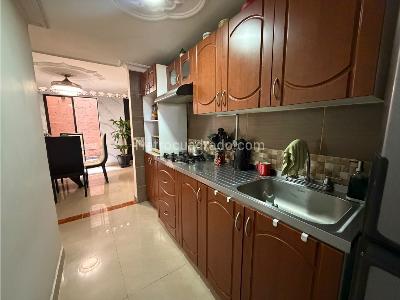 Casa de 3 alcobas en venta en Belen, Medellín, 125 m² · foto 2 de 20
