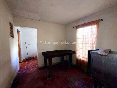 Casa de 3 alcobas en venta en Robledo, Medellín, 87 m² · foto 13 de 15