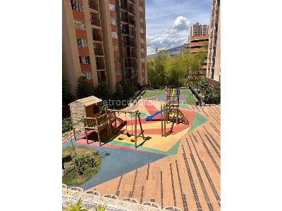 Apartamento de 3 alcobas en venta en Bello, Bello, 54 m² · foto 10 de 11
